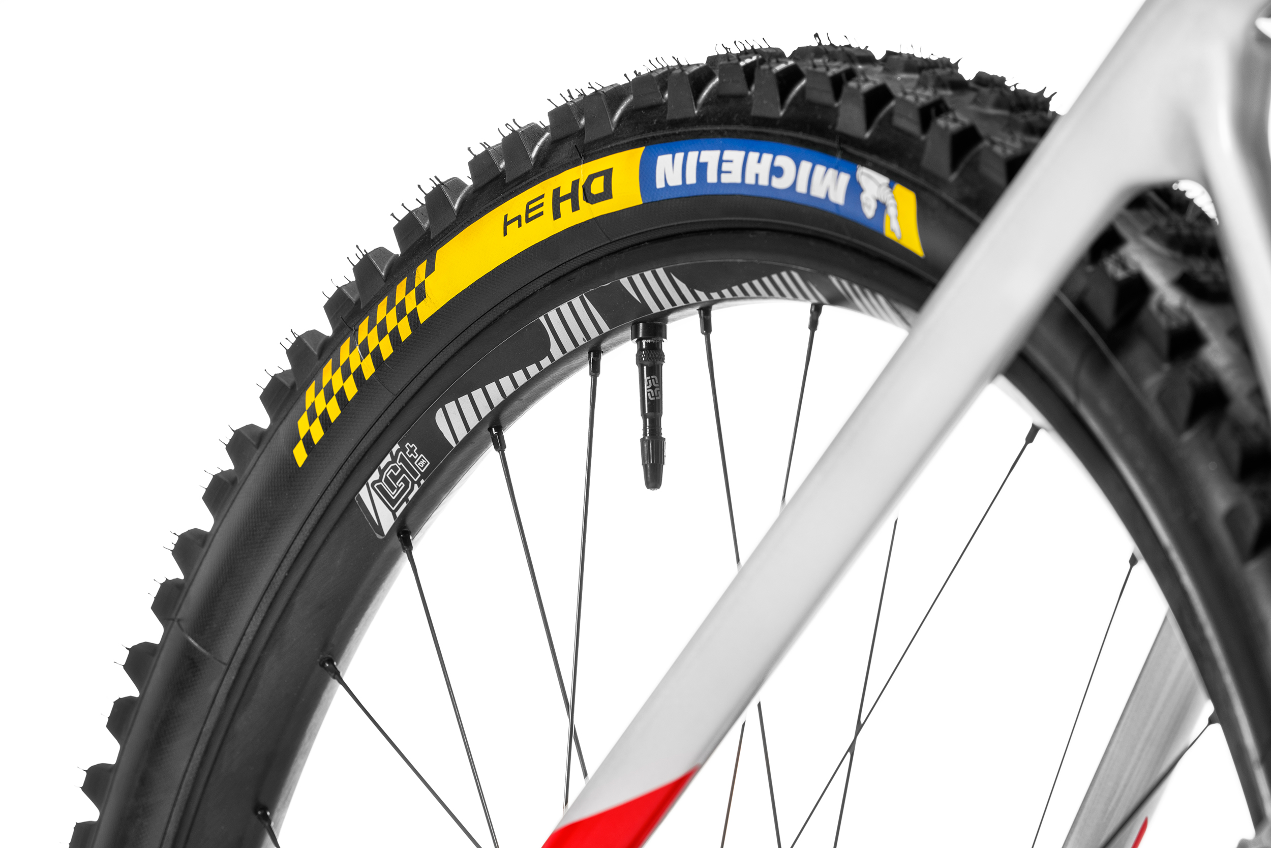 dry tire 1: DH22 dry tire 2: DH 34t wet tire: Mud check out www.michelin.de